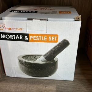 Brand new mortar and pestle set